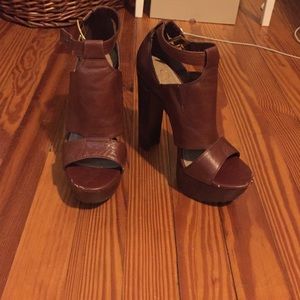 - Jessica Simpson brown leather platforms